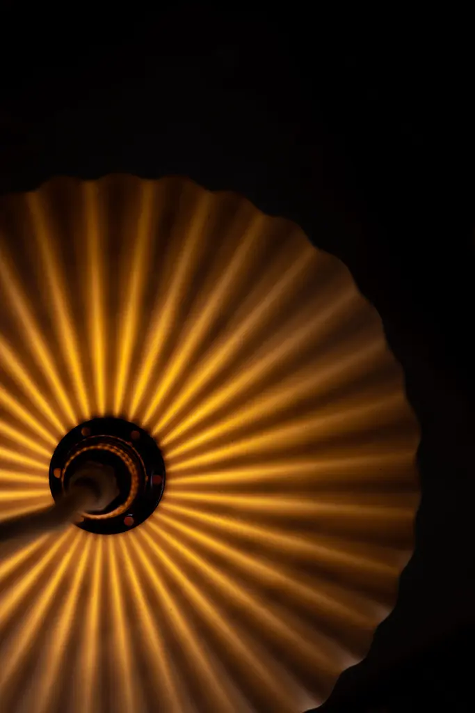 Lampe en porcelaine de Sophie Roca 24.webp