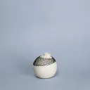 Vase perles noires