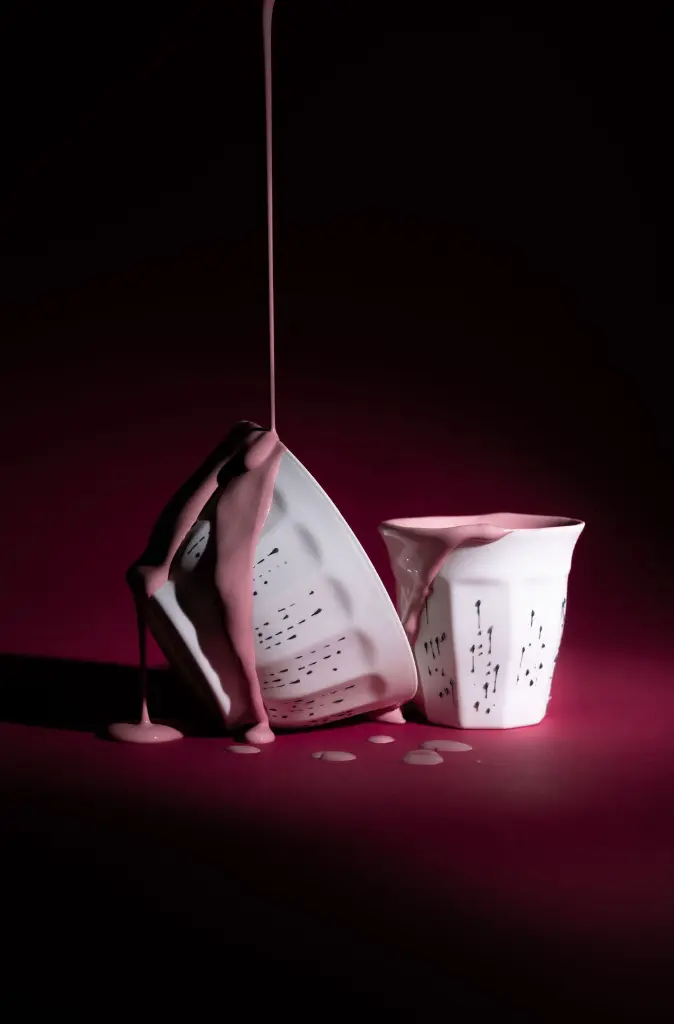 Bol et tasse en porcelaine de Sophie Roca 71.webp