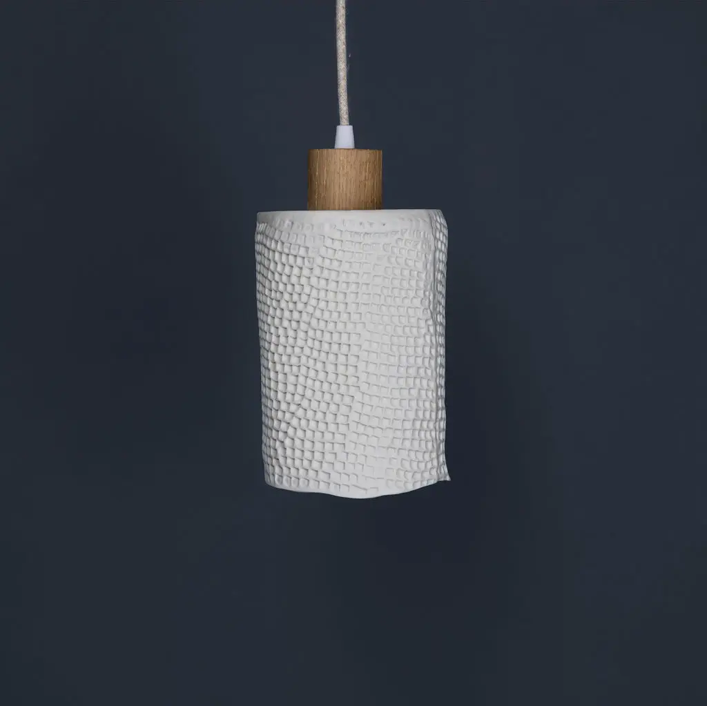 Lampe porcelaine "nid d'abeille"