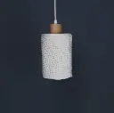 Lampe porcelaine "nid d'abeille"
