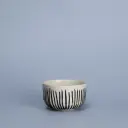 Petite tasse en porcelaine