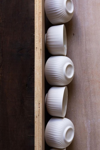 Petite tasse en porcelaine