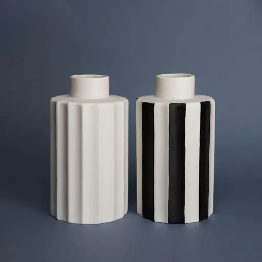 Vase colonne